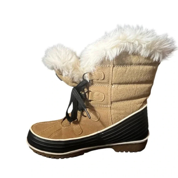 Winter Boots - Size 9 - Picture 5 of 6